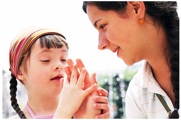 img_child_with_Mom